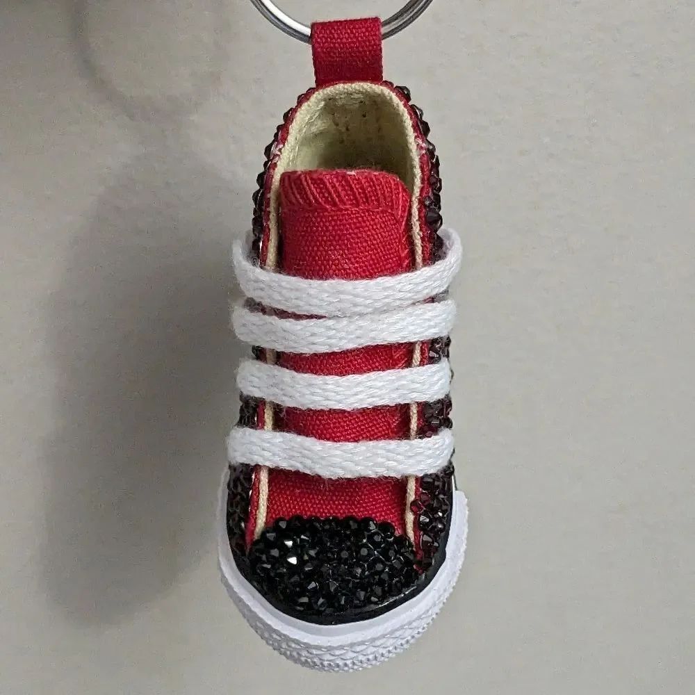 Custom order - toddle Converse Trinidad flag and matching keychain - Picture 2 of 4
